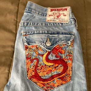 True Religion Billy Men Size 36 waist 28 length Bootcut Embroidered Dragon
